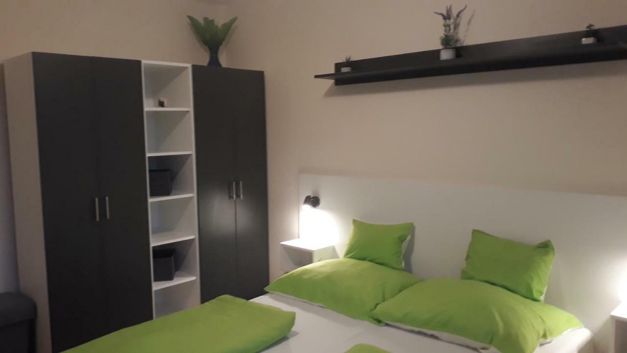Szaloky Apartmanhaz Gyenesdiás Zewnętrze zdjęcie