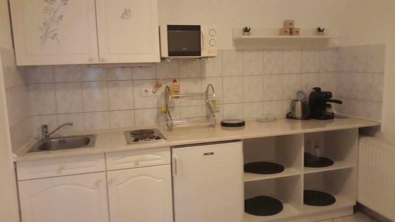Szaloky Apartmanhaz Gyenesdiás Zewnętrze zdjęcie