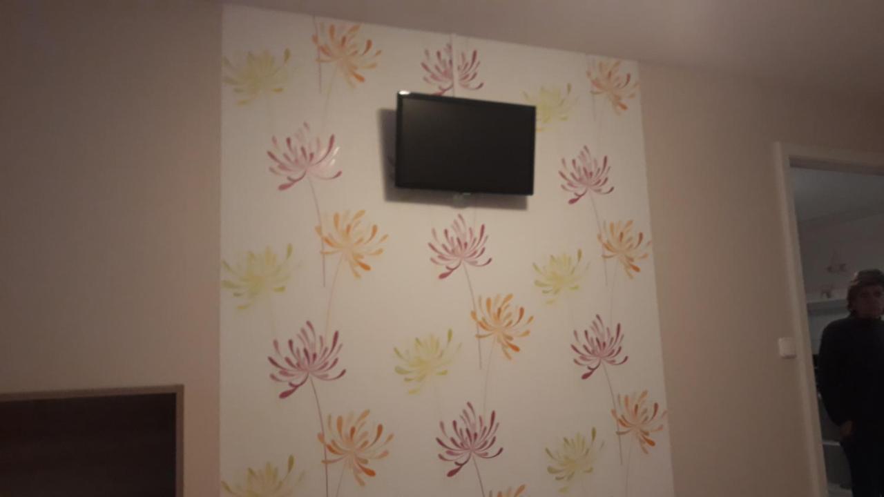 Szaloky Apartmanhaz Gyenesdiás Zewnętrze zdjęcie